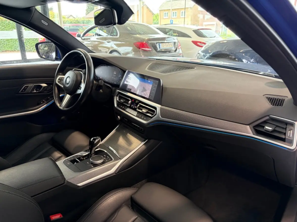 330e xDrive M Sport Pano Laserlicht HUD Camera Sfeerlicht Trekhaak