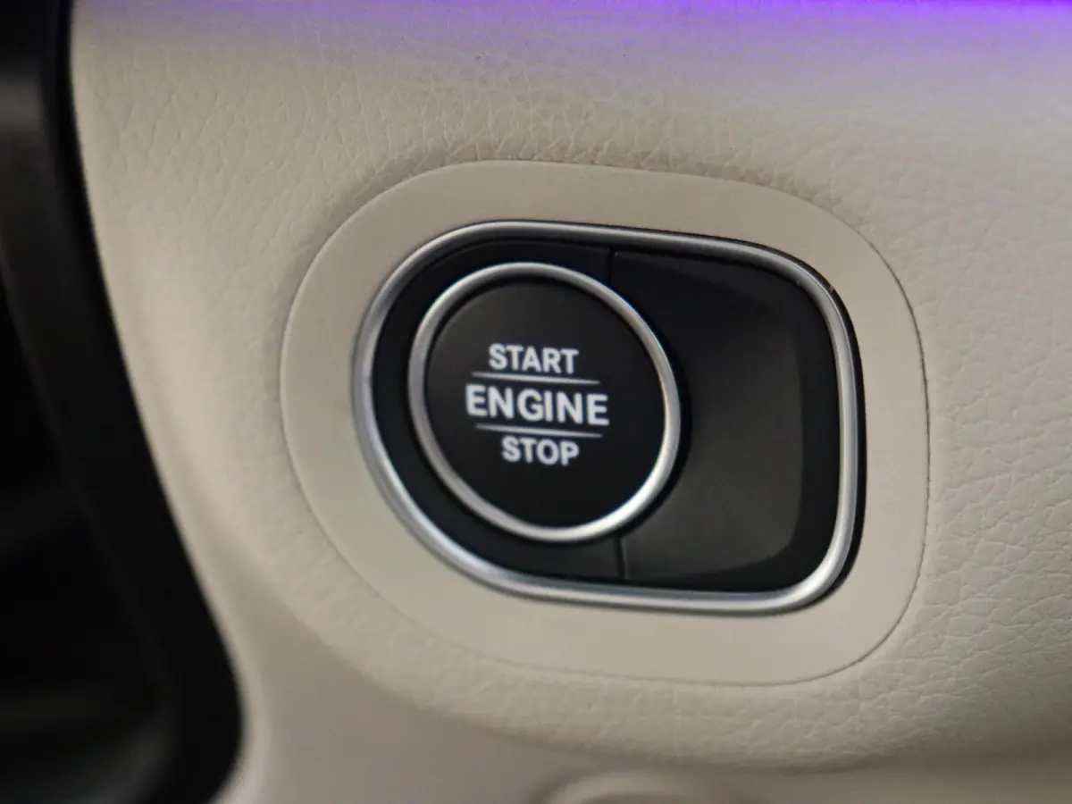 400 e 4MATIC AMG Line / Panoramadak/ 22 inch/ Night/ Burmester/ AIRMATIC/ Memory/ Beige interieur