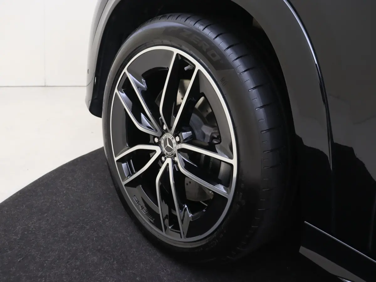 400 e 4MATIC AMG Line / Panoramadak/ 22 inch/ Night/ Burmester/ AIRMATIC/ Memory/ Beige interieur
