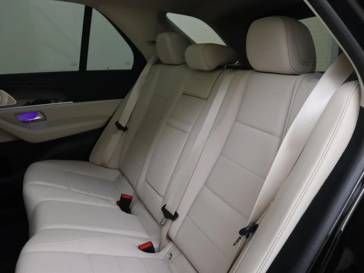 400 e 4MATIC AMG Line / Panoramadak/ 22 inch/ Night/ Burmester/ AIRMATIC/ Memory/ Beige interieur