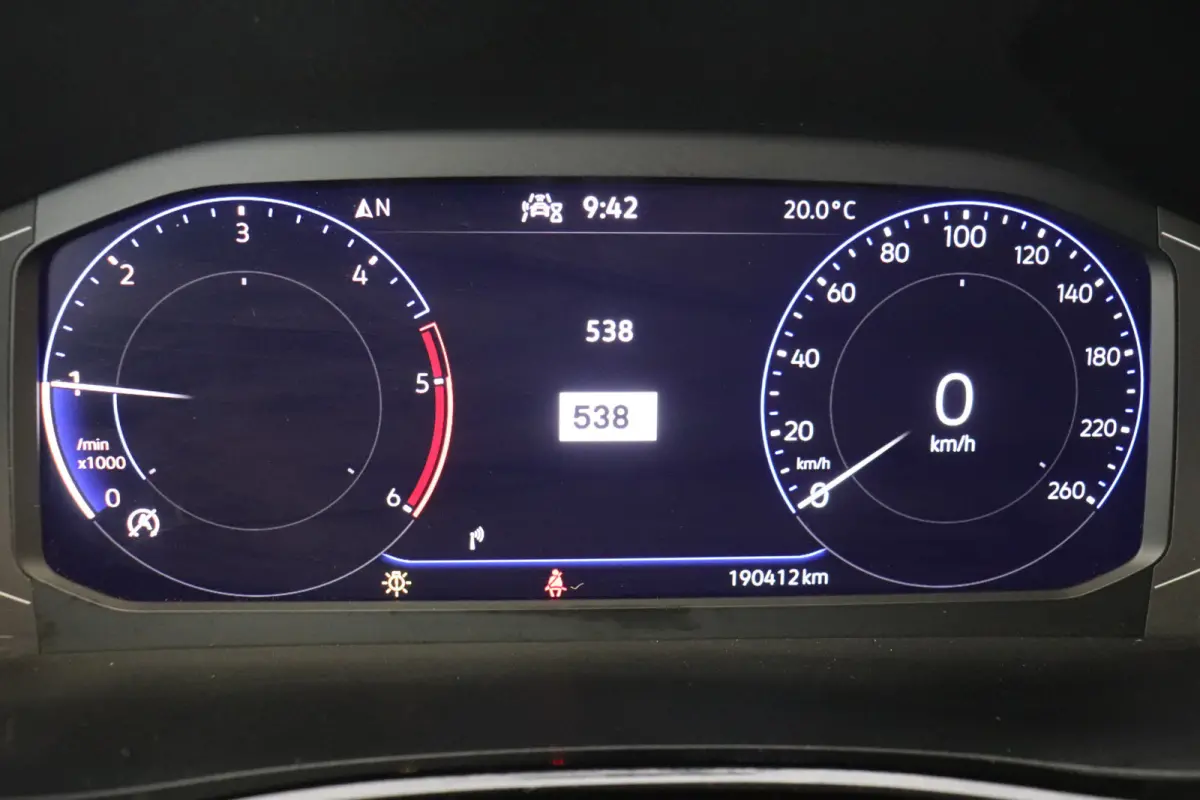 2.0 TDI BULLI - EURO 6 - Airco - Navi - Cruise - €18.950,- Excl.