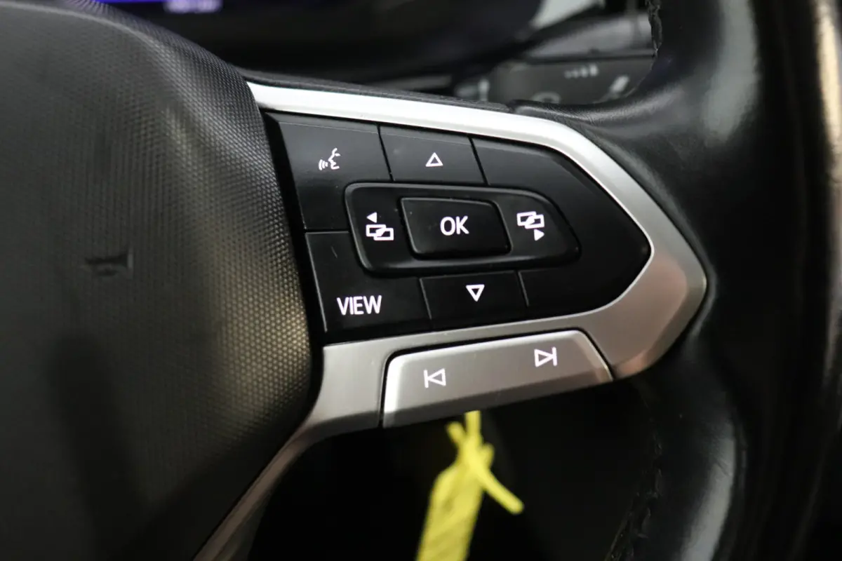 2.0 TDI BULLI - EURO 6 - Airco - Navi - Cruise - €18.950,- Excl.