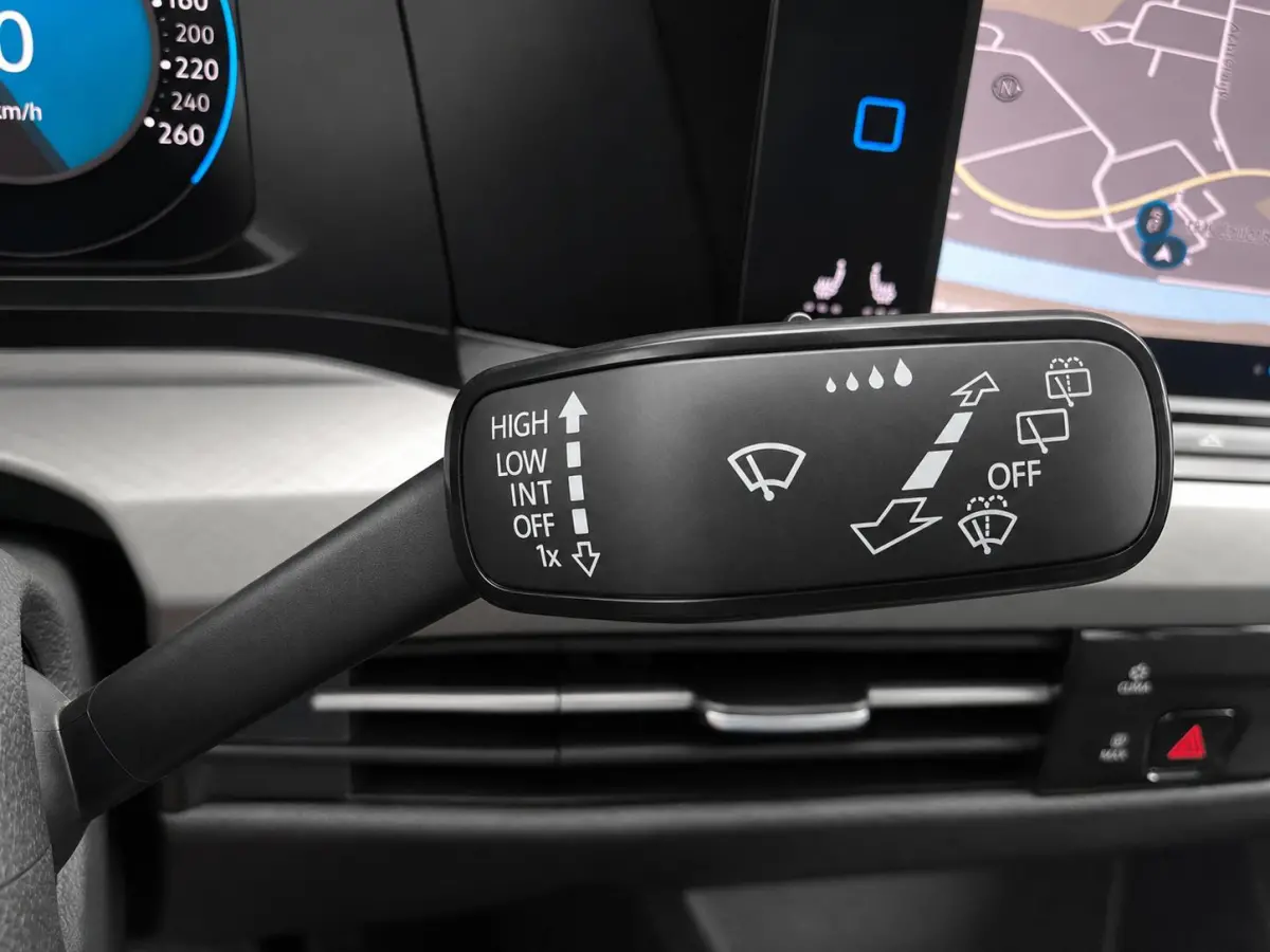 1.5 eTSI Life Business Automaat Trekhaak Airco ECC Navi Carplay Adaptive Cruise Control Full LED Stoel/stuurwielverwarming PDC VA Camera DAB Virtual Cockpit Privacy Glass