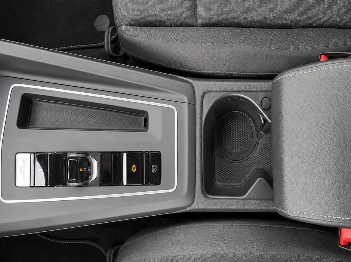 1.5 eTSI Life Business Automaat Trekhaak Airco ECC Navi Carplay Adaptive Cruise Control Full LED Stoel/stuurwielverwarming PDC VA Camera DAB Virtual Cockpit Privacy Glass