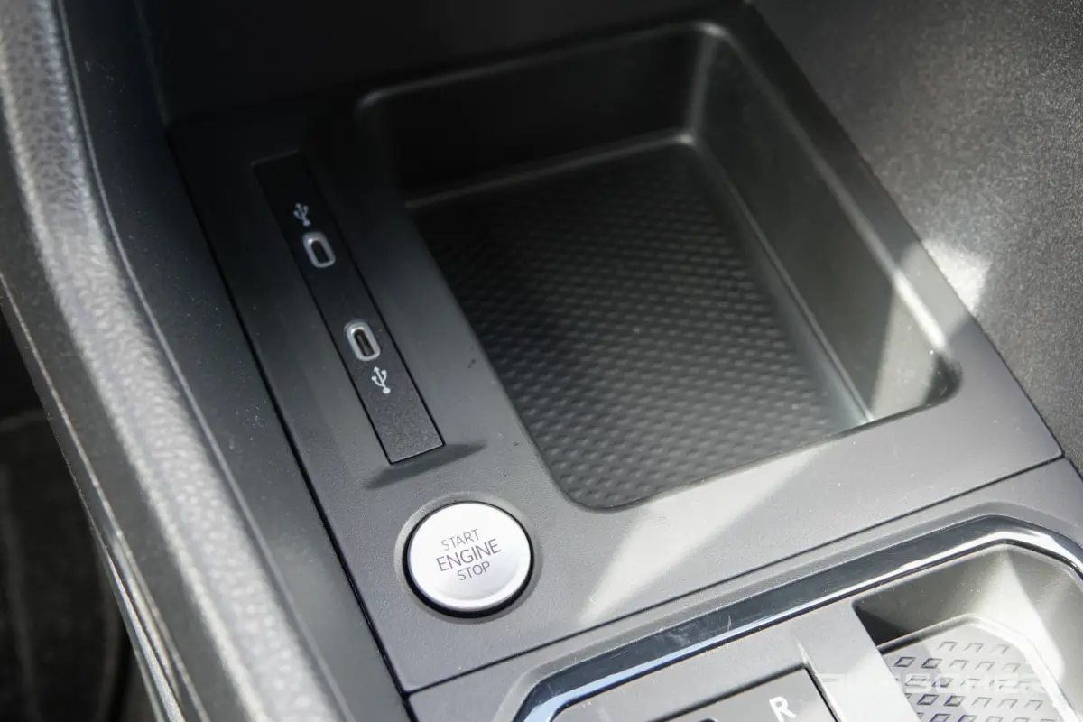 Maxi L2 | 2.0Tdi 122Pk Aut. | Style | Stoel-Stoel | Achteruitrijcamera | 17'' | Indium Grey