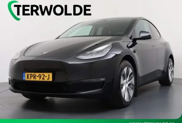 Long Range AWD 75 kWh | Basic Autopilot | Panoramadak |