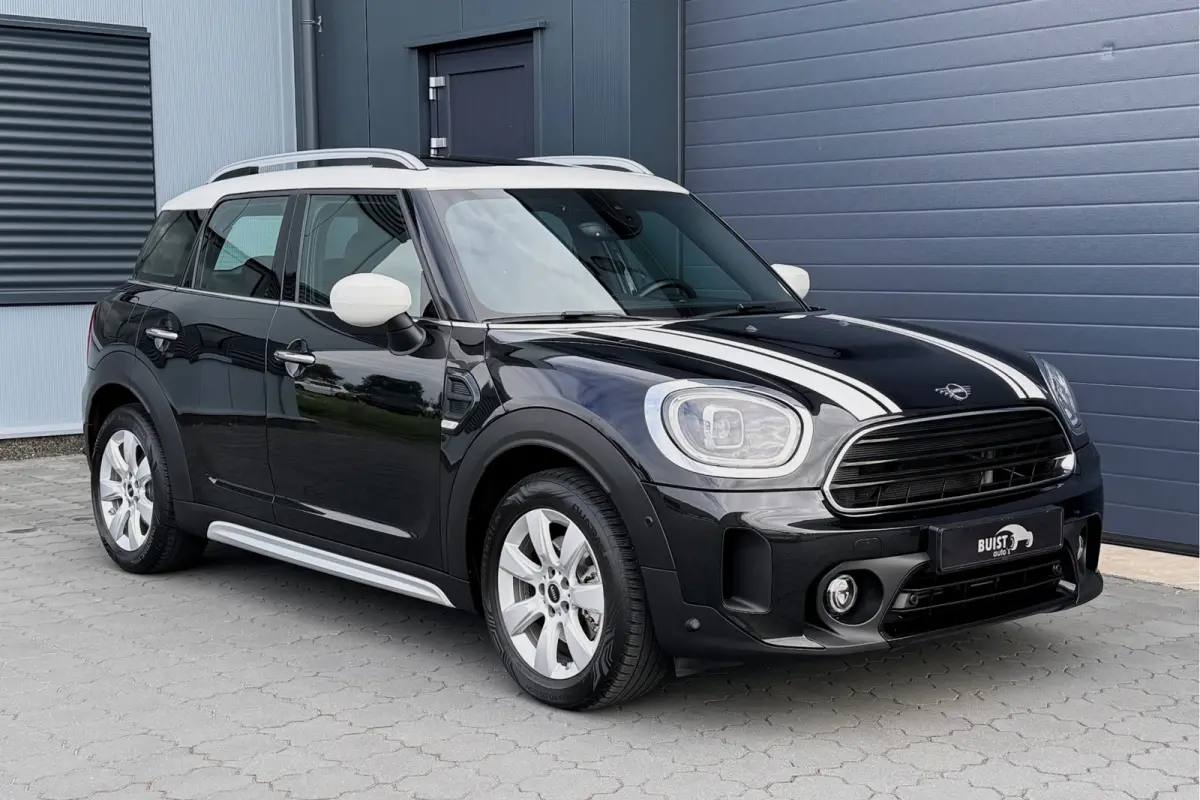 1.5 Cooper Classic PANO LEER H/K LED TREKHAAK