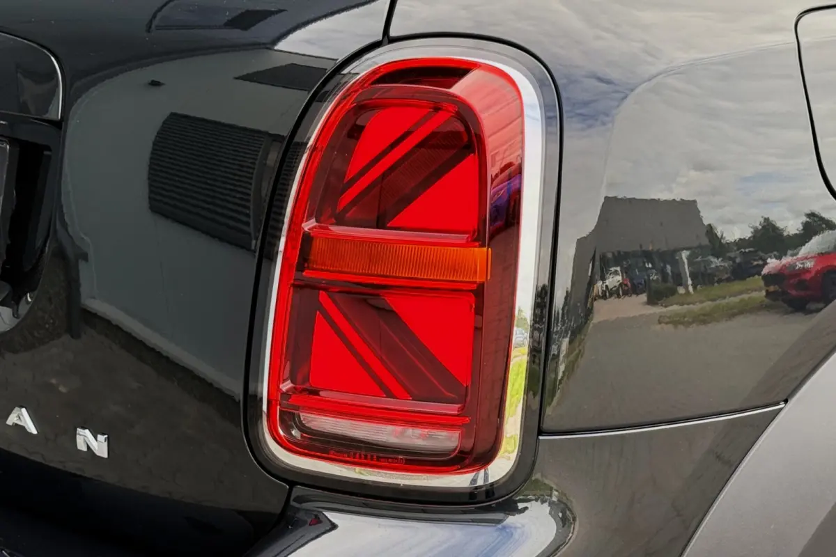 1.5 Cooper Classic PANO LEER H/K LED TREKHAAK