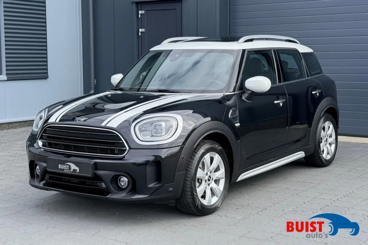 1.5 Cooper Classic PANO LEER H/K LED TREKHAAK