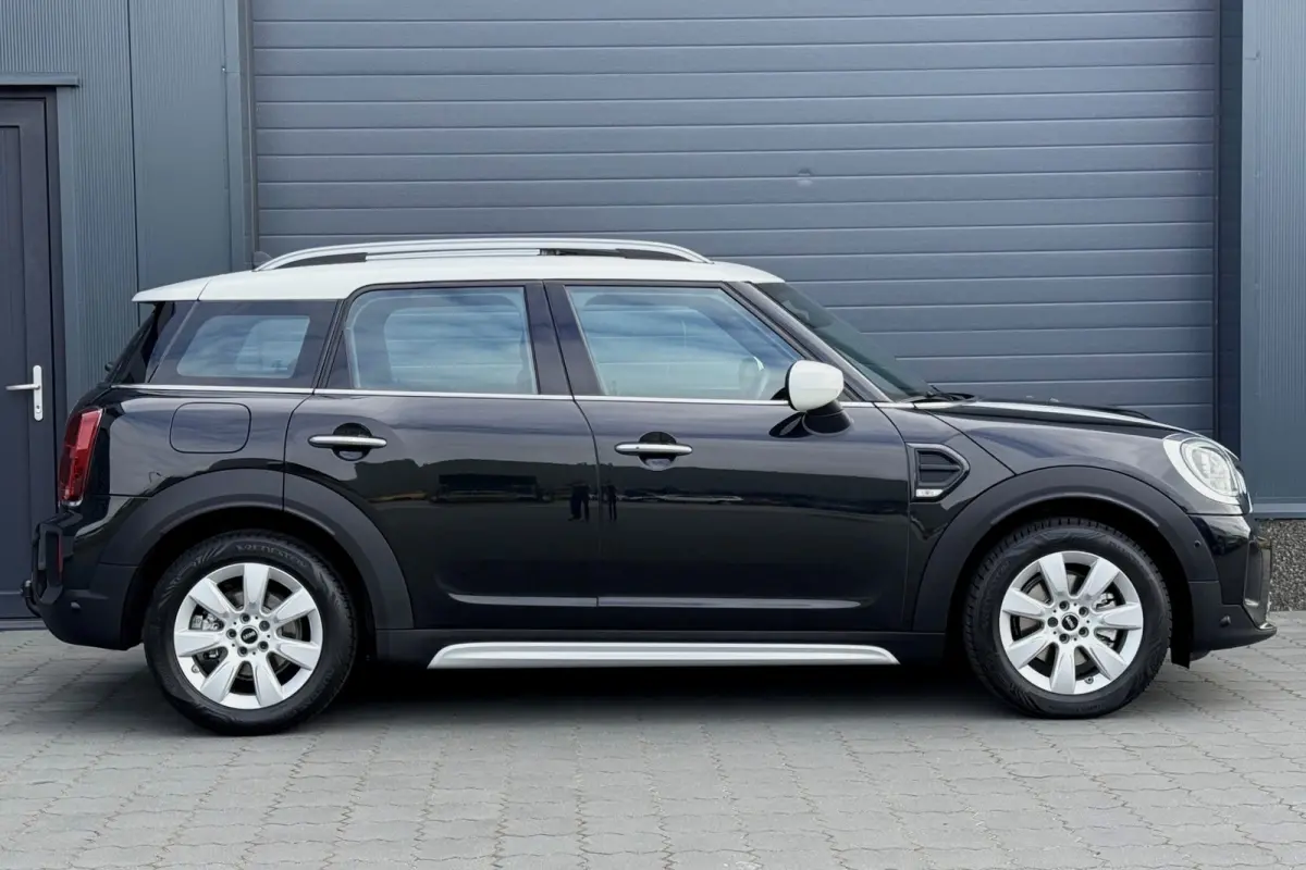 1.5 Cooper Classic PANO LEER H/K LED TREKHAAK