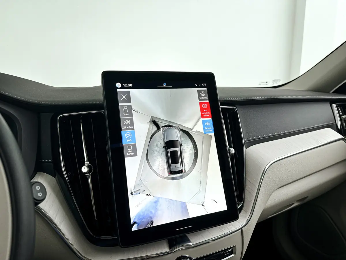 T8 Plug-in hybrid AWD Ultra Dark | Panoramadak | 360° camera | Luchtvering | Harman Kardon | Head-up display | Stoel- en stuurverwarming