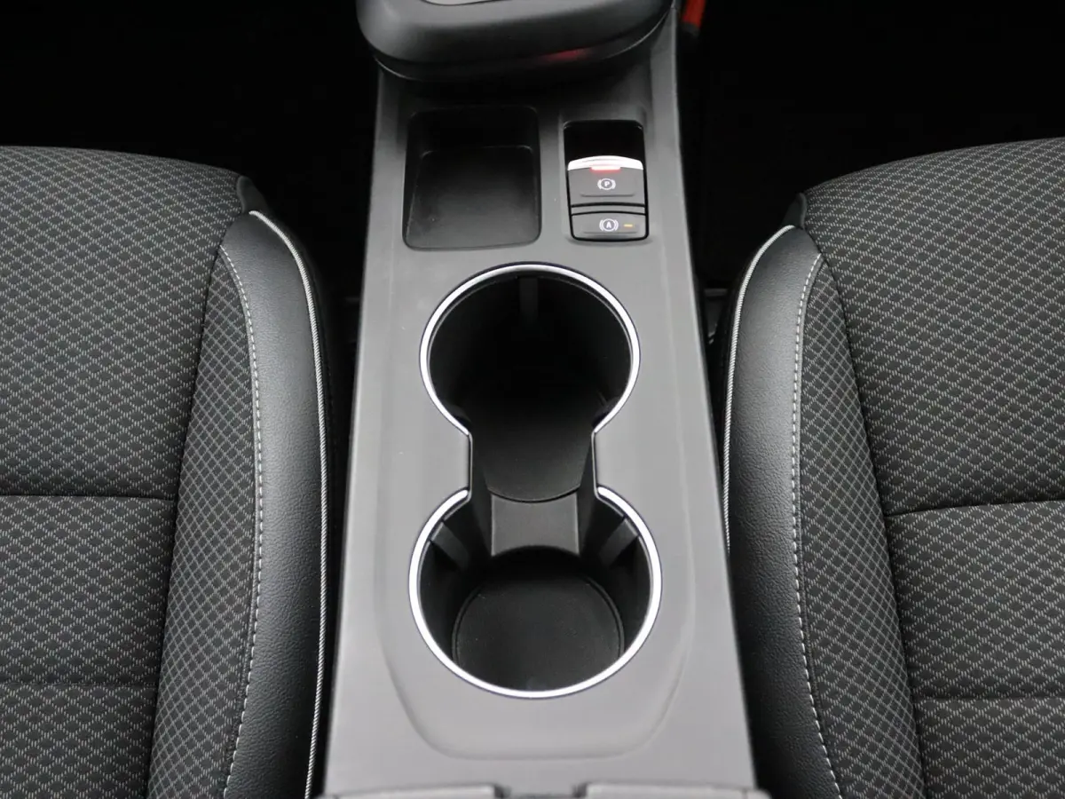 E-TECH Hybrid 145 Intens | Soh 94% | Stoel- & Stuurverw. | Parkeercamera |