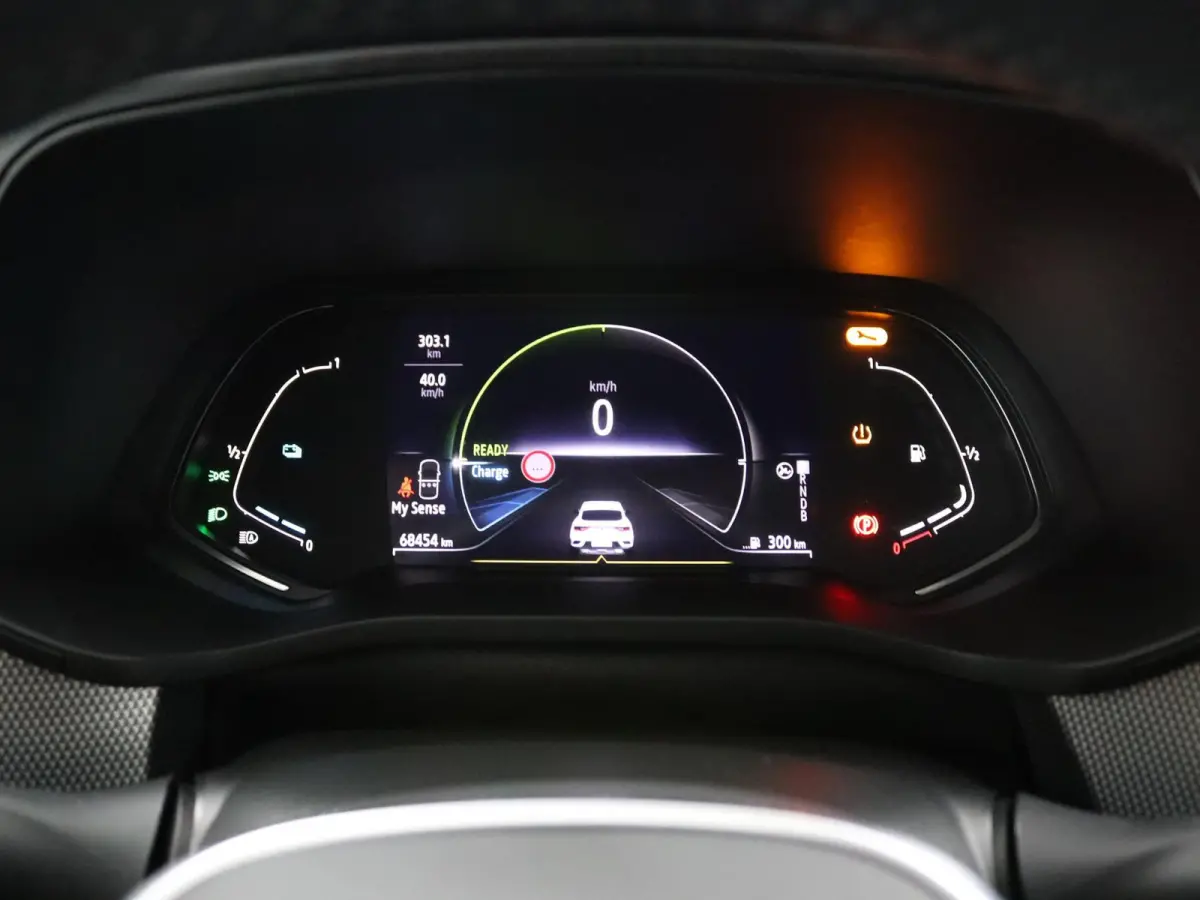 E-TECH Hybrid 145 Intens | Soh 94% | Stoel- & Stuurverw. | Parkeercamera |