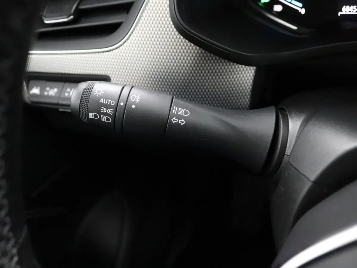 E-TECH Hybrid 145 Intens | Soh 94% | Stoel- & Stuurverw. | Parkeercamera |