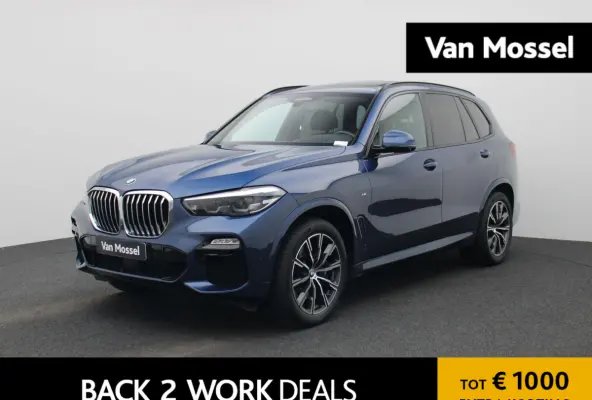xDrive30d | Harman Kardon Surround Sound System | Shadow Line | Active Cruise Control met Stop&Go functie | HUD | LED Koplampen |  Panoramisch schuifdak | M Sport remmen |