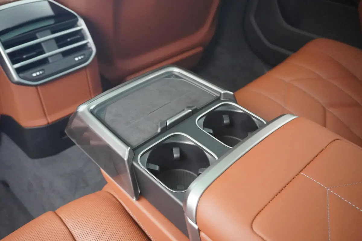 xDrive50 Connoisseur Pack | M Sportpakket Pro | Executive Lounge | Bowers & Wilkins