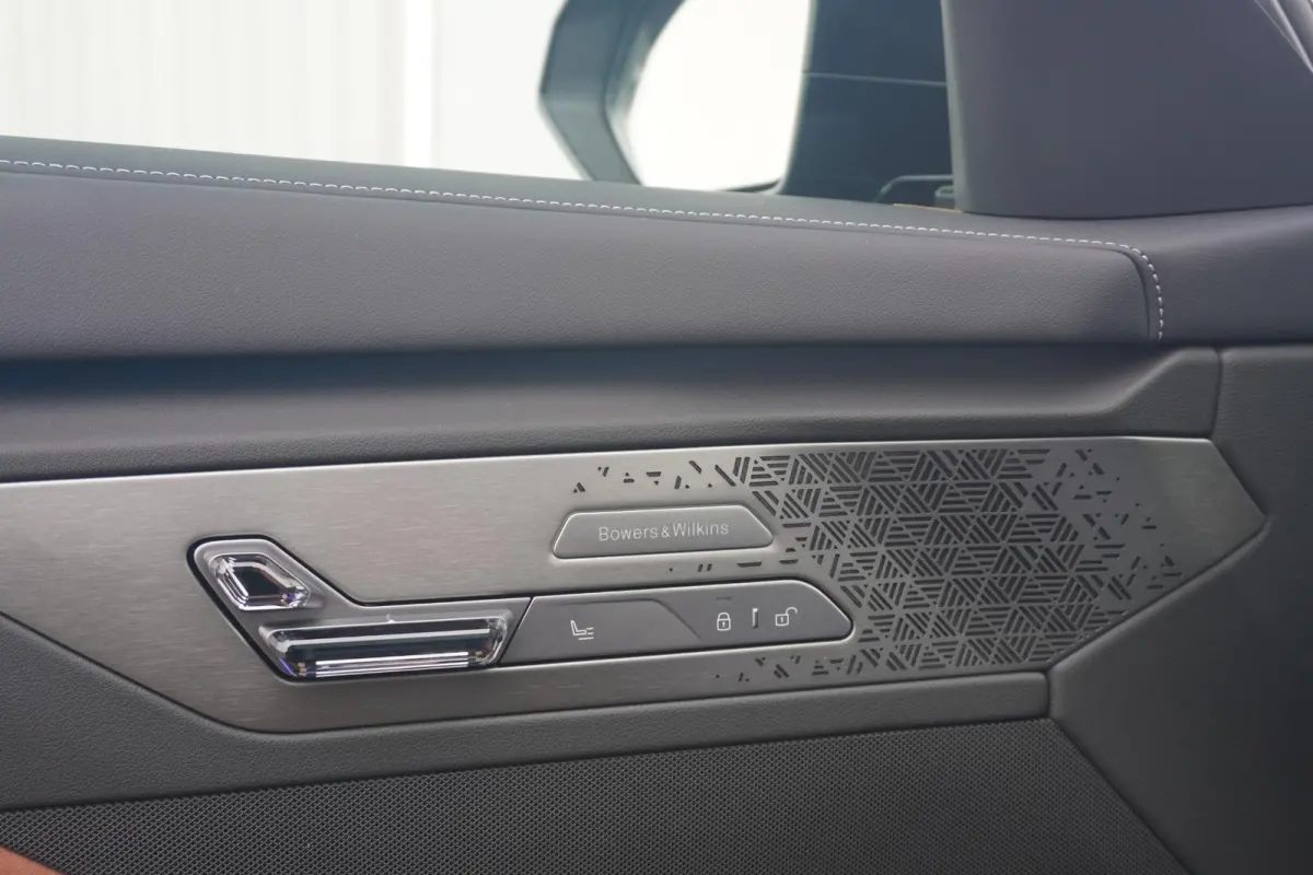 xDrive50 Connoisseur Pack | M Sportpakket Pro | Executive Lounge | Bowers & Wilkins