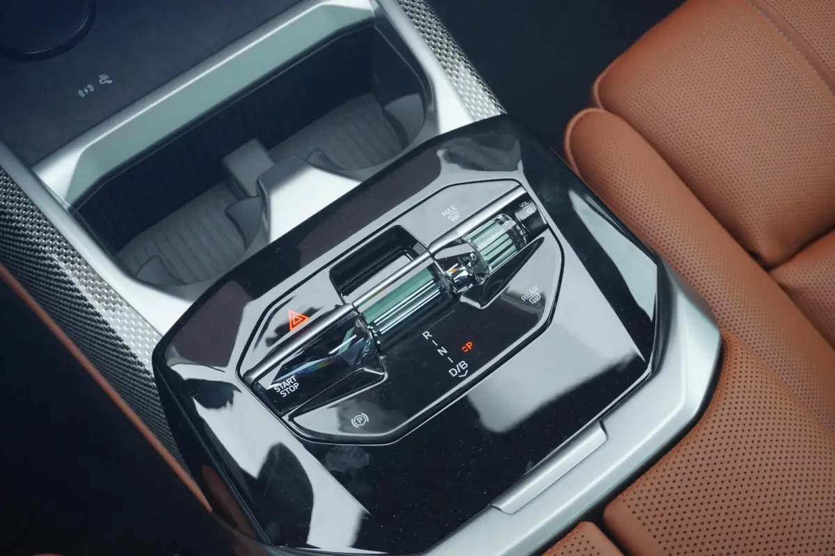 xDrive50 Connoisseur Pack | M Sportpakket Pro | Executive Lounge | Bowers & Wilkins