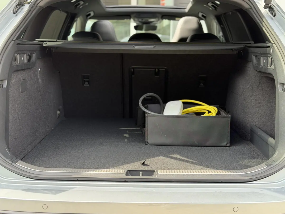 1.5 eHybrid R-Line |Pano|Leer|Memory|Ventilatie|Massage|HUD|