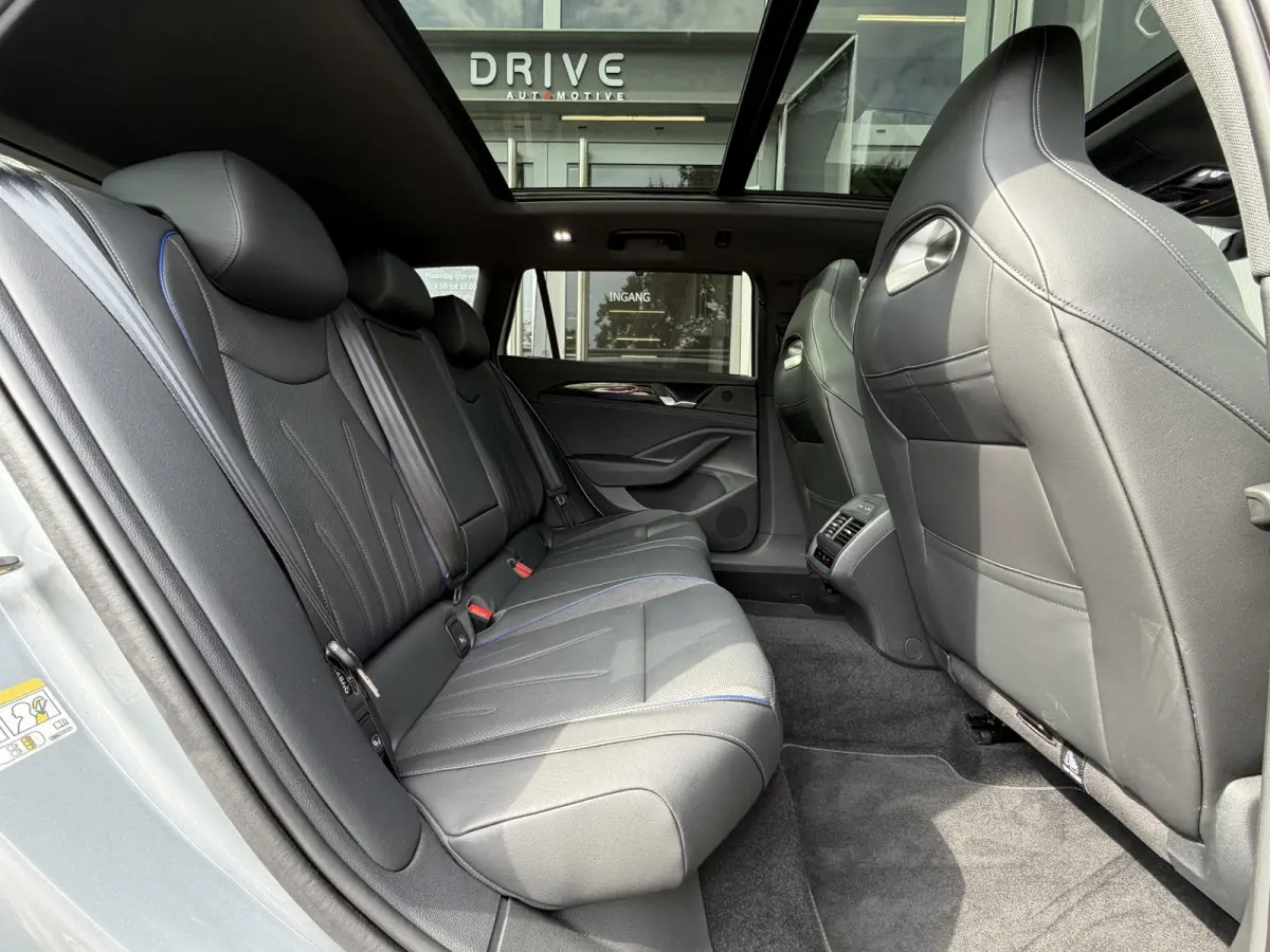 1.5 eHybrid R-Line |Pano|Leer|Memory|Ventilatie|Massage|HUD|