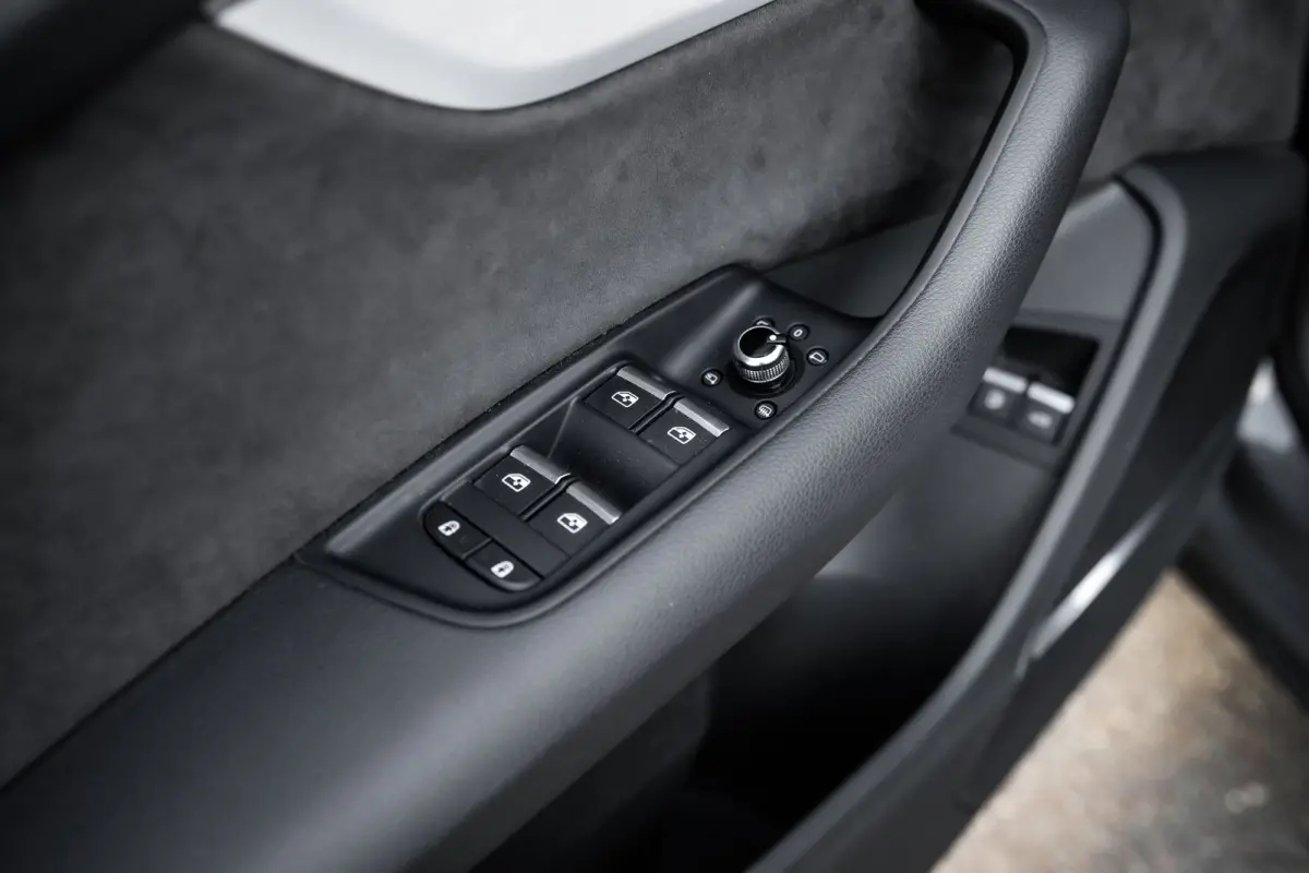 55 TFSI e quattro Pro Line Plus | Panoramdak | Bang & Olufsen | HUD | Servosluiting | | Alarm klasse 3 | Audio installatie premium | Cruisecontrol adaptief