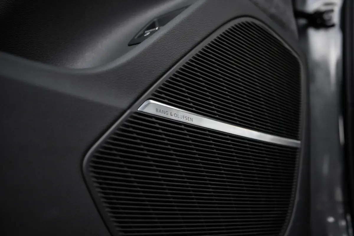 55 TFSI e quattro Pro Line Plus | Panoramdak | Bang & Olufsen | HUD | Servosluiting | | Alarm klasse 3 | Audio installatie premium | Cruisecontrol adaptief