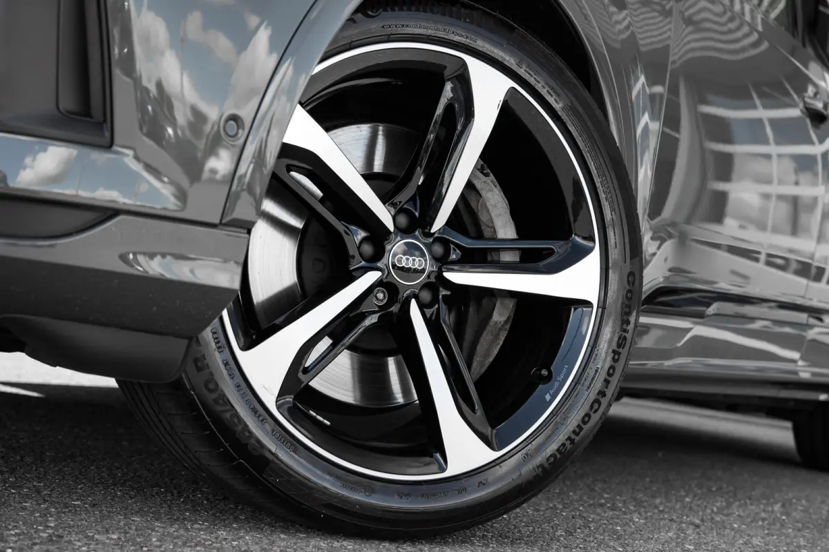 55 TFSI e quattro Pro Line Plus | Panoramdak | Bang & Olufsen | HUD | Servosluiting | | Alarm klasse 3 | Audio installatie premium | Cruisecontrol adaptief