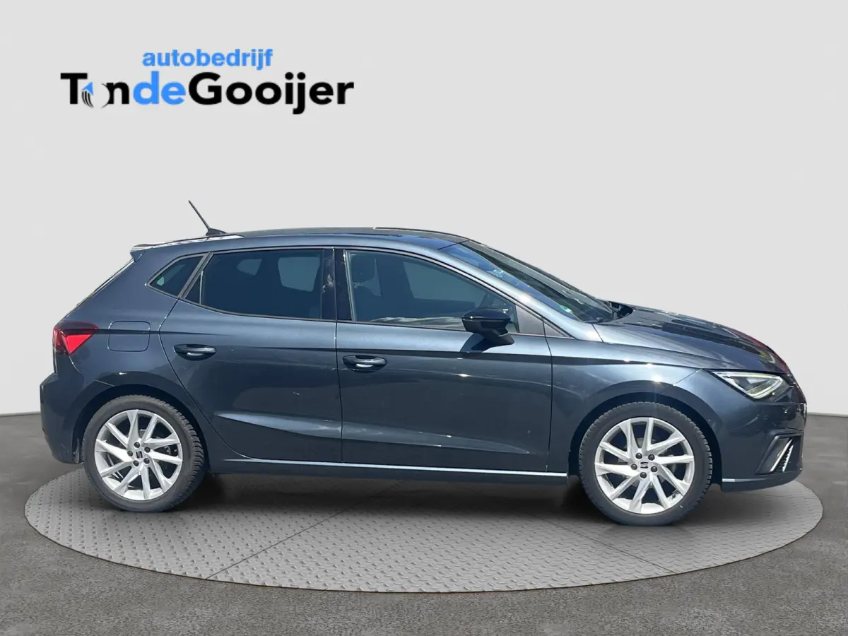 1.0 TSi FR Business Intense | NAV. | CAMERA | ALCANTARA | NW. MODEL | NL-AUTO |