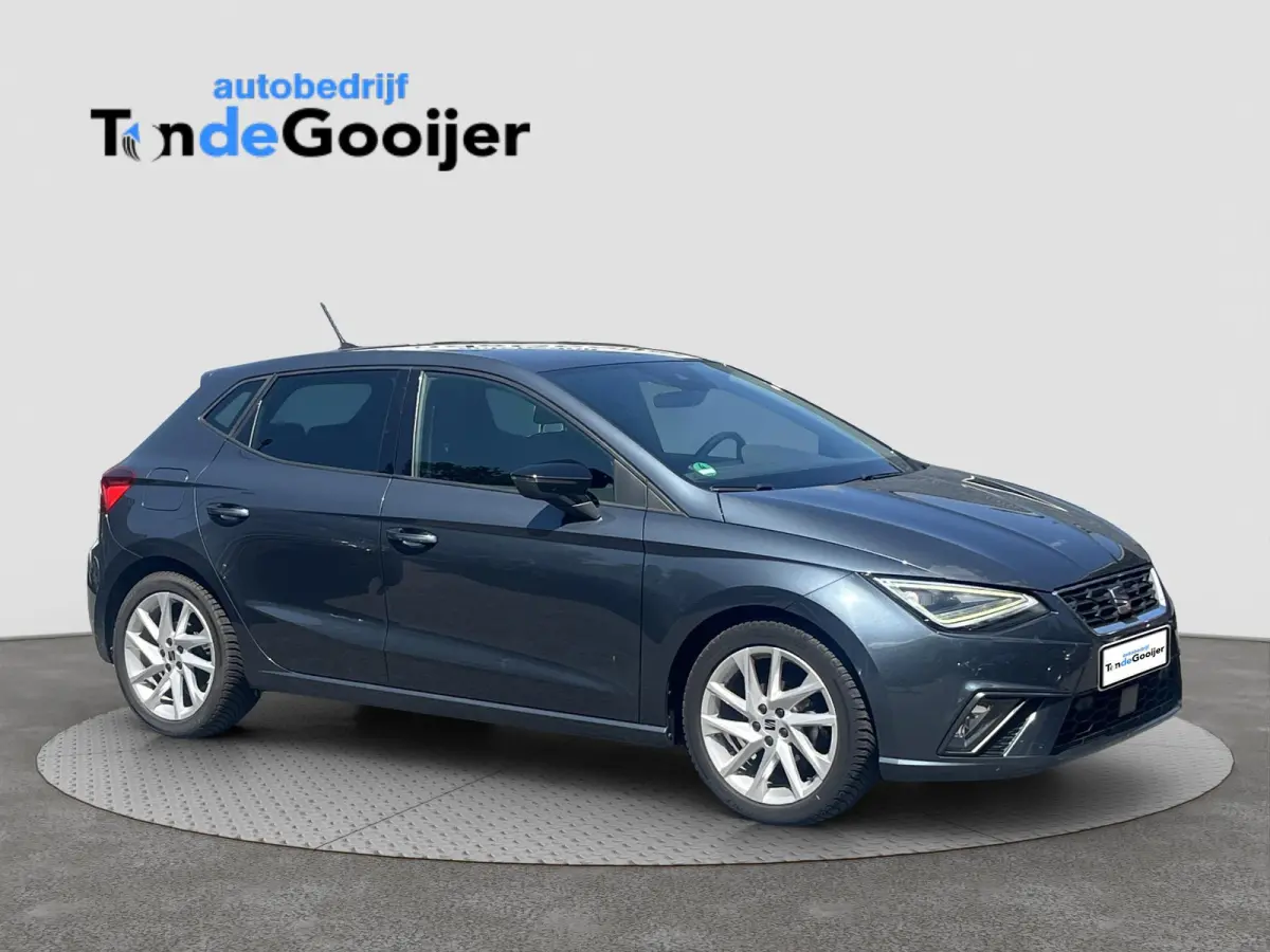 1.0 TSi FR Business Intense | NAV. | CAMERA | ALCANTARA | NW. MODEL | NL-AUTO |