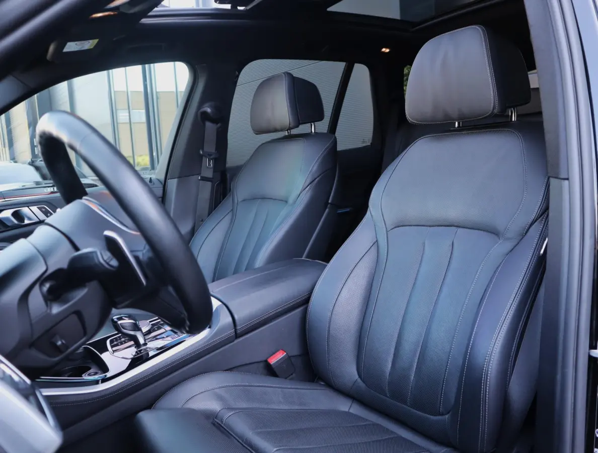 xDrive45e M Sport High Executive | Pano | H+K | Trekhaak | Comfort Stoelen | Co-pilot