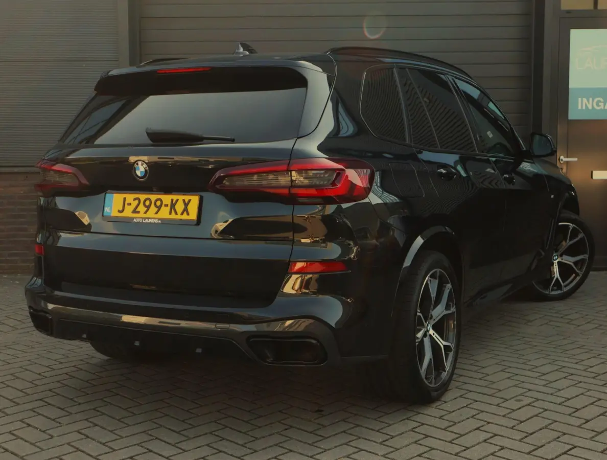 xDrive45e M Sport High Executive | Pano | H+K | Trekhaak | Comfort Stoelen | Co-pilot