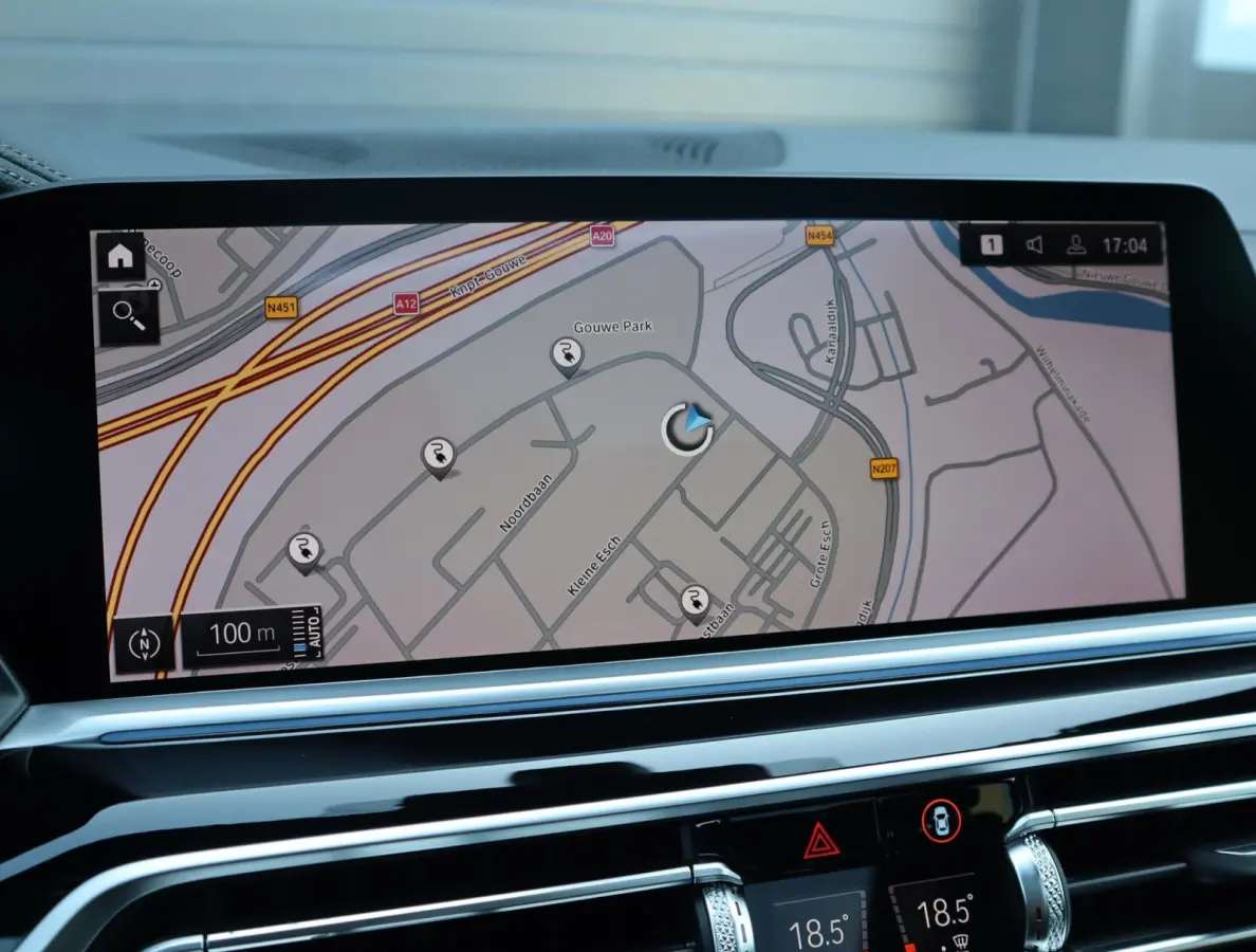 xDrive45e M Sport High Executive | Pano | H+K | Trekhaak | Comfort Stoelen | Co-pilot