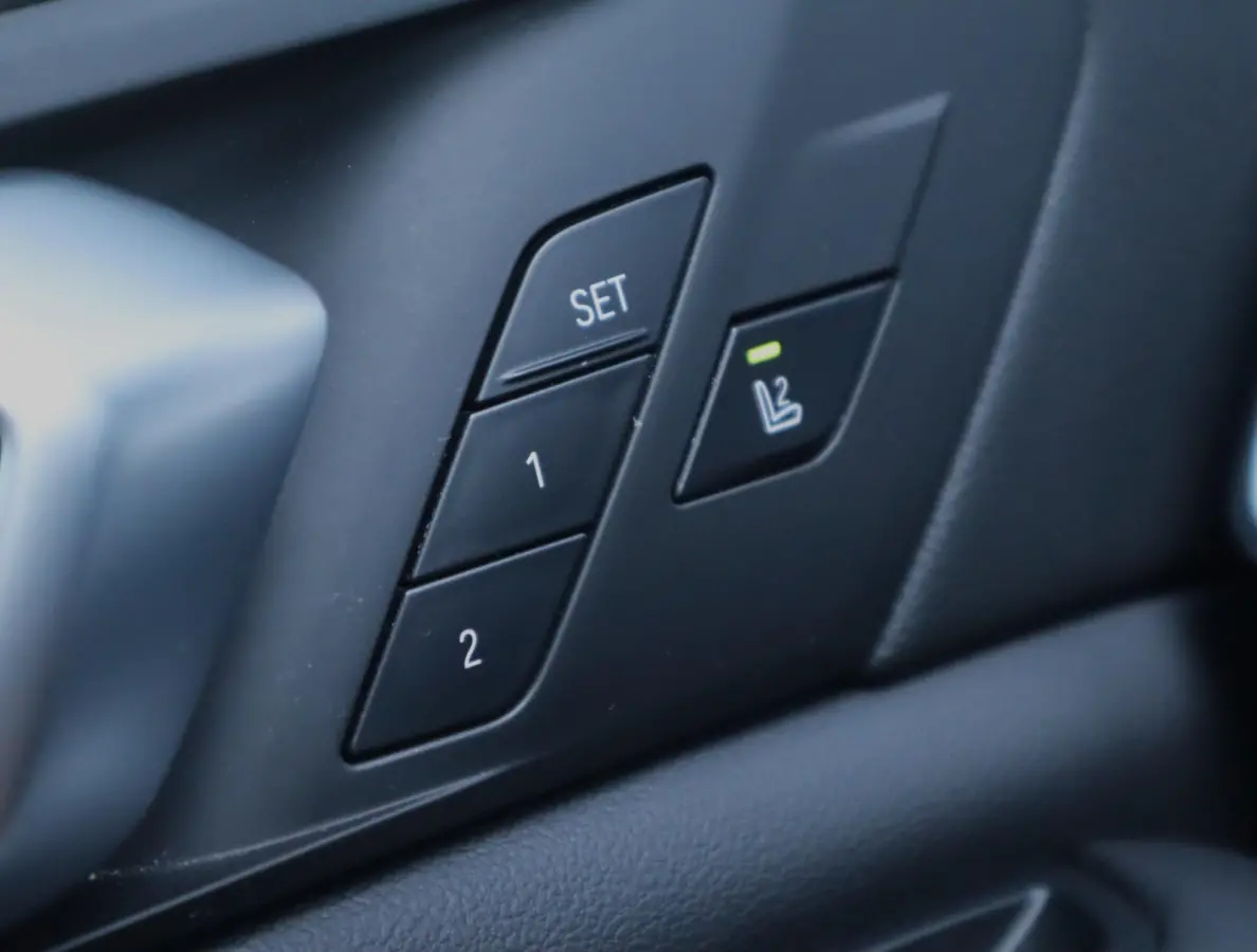 xDrive45e M Sport High Executive | Pano | H+K | Trekhaak | Comfort Stoelen | Co-pilot