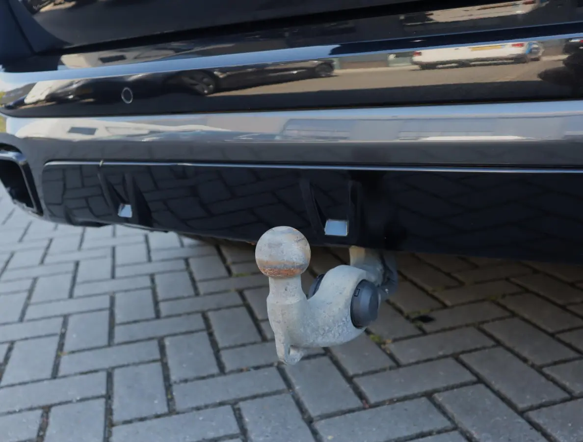 xDrive45e M Sport High Executive | Pano | H+K | Trekhaak | Comfort Stoelen | Co-pilot