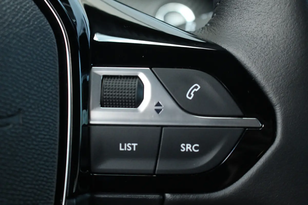 EV Allure 50 kWh | Climate | Navi | Cruise | Keyless | LED | DAB | PDC | Climate | Navi | Cruise | Keyless | LED | DAB | PDC |