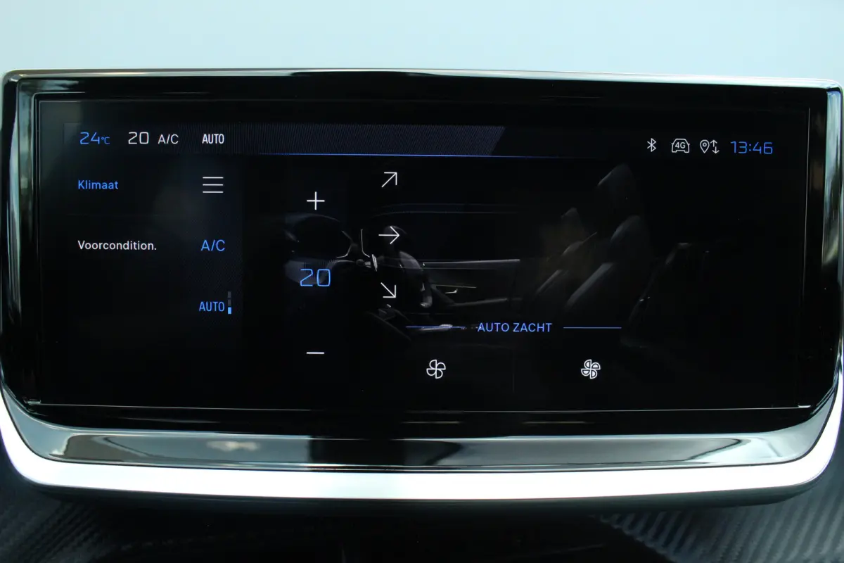 EV Allure 50 kWh | Climate | Navi | Cruise | Keyless | LED | DAB | PDC | Climate | Navi | Cruise | Keyless | LED | DAB | PDC |