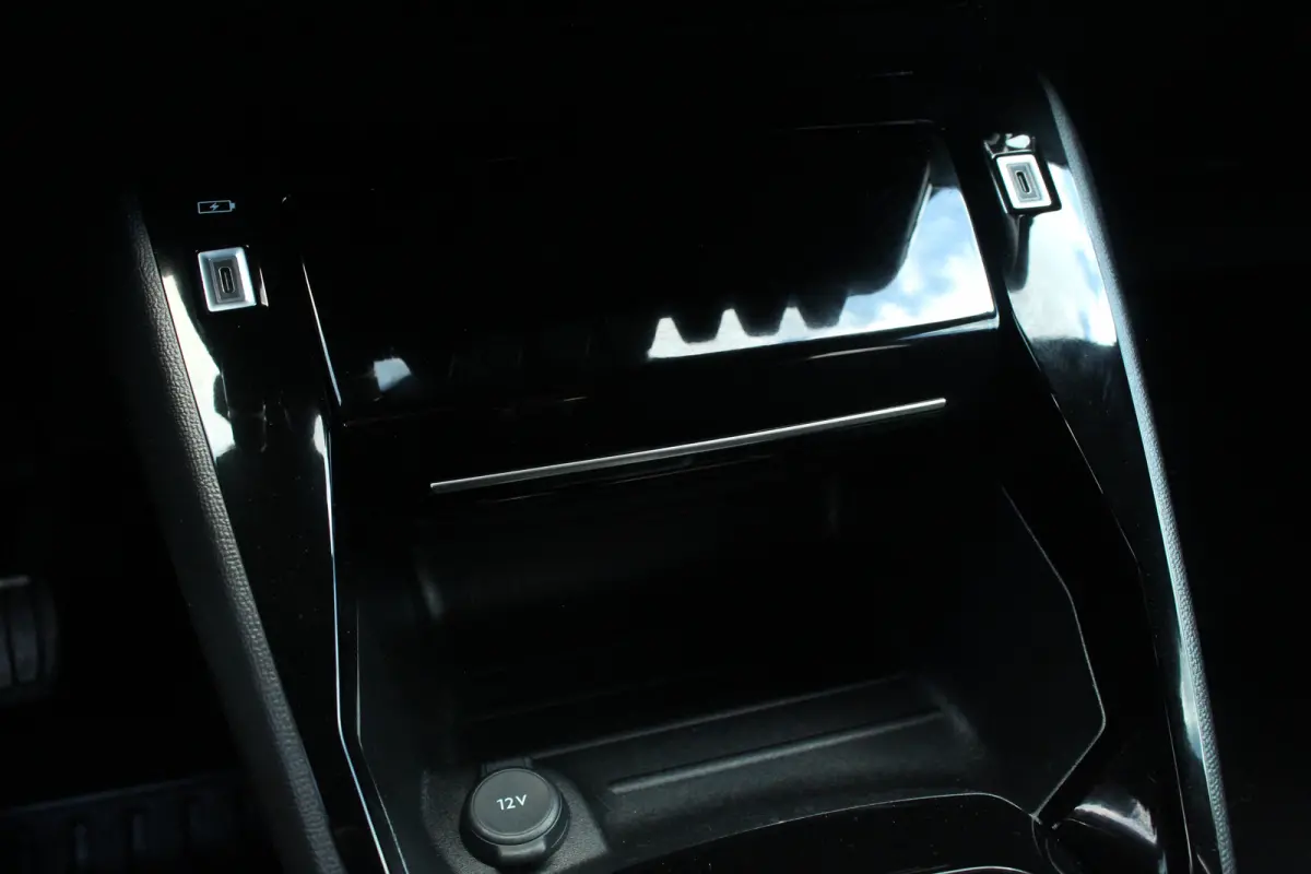 EV Allure 50 kWh | Climate | Navi | Cruise | Keyless | LED | DAB | PDC | Climate | Navi | Cruise | Keyless | LED | DAB | PDC |