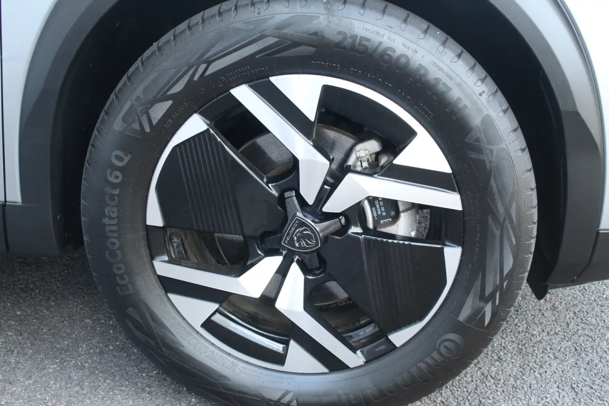 EV Allure 50 kWh | Climate | Navi | Cruise | Keyless | LED | DAB | PDC | Climate | Navi | Cruise | Keyless | LED | DAB | PDC |