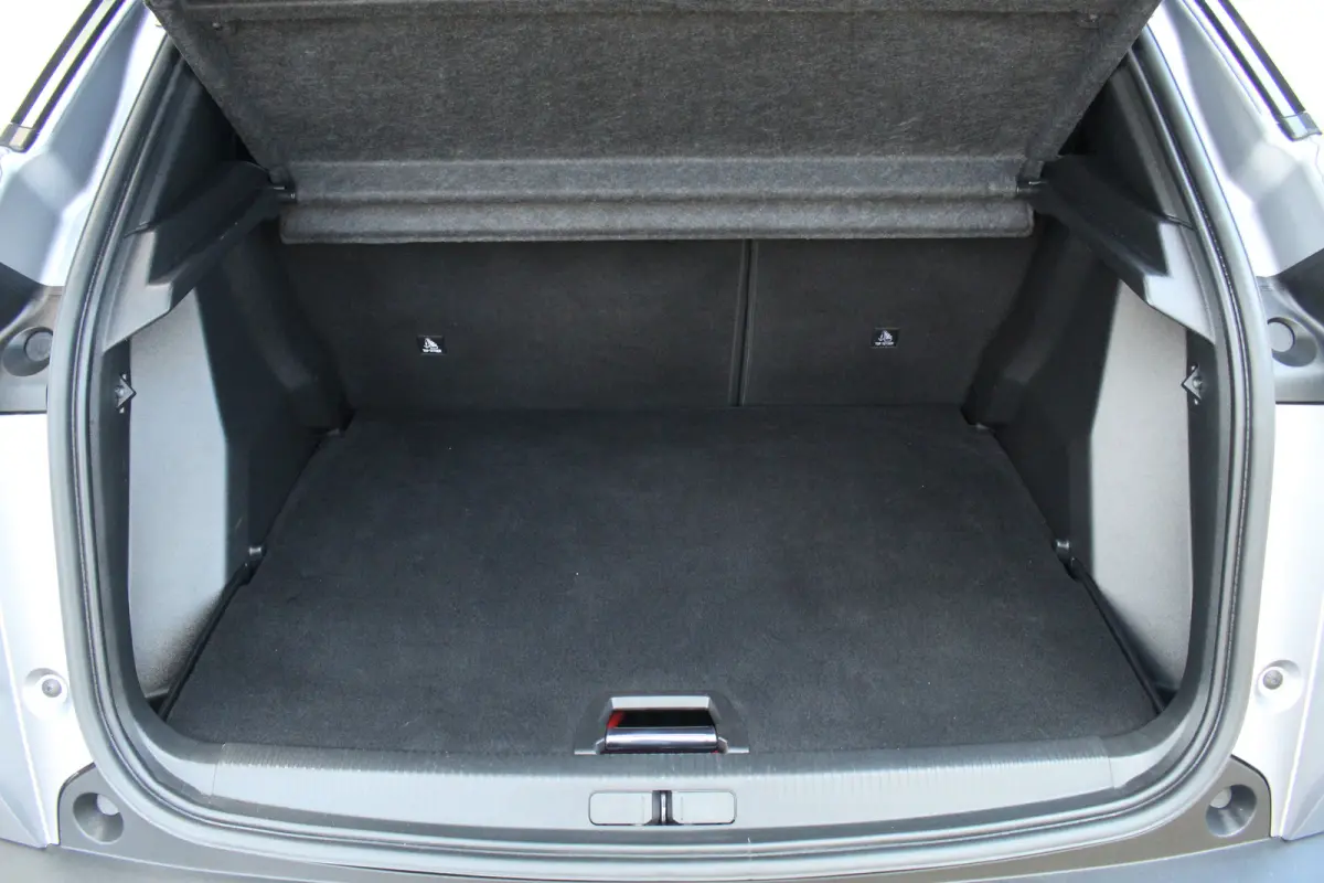 EV Allure 50 kWh | Climate | Navi | Cruise | Keyless | LED | DAB | PDC | Climate | Navi | Cruise | Keyless | LED | DAB | PDC |