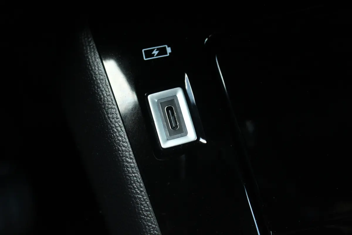 EV Allure 50 kWh | Climate | Navi | Cruise | Keyless | LED | DAB | PDC | Climate | Navi | Cruise | Keyless | LED | DAB | PDC |