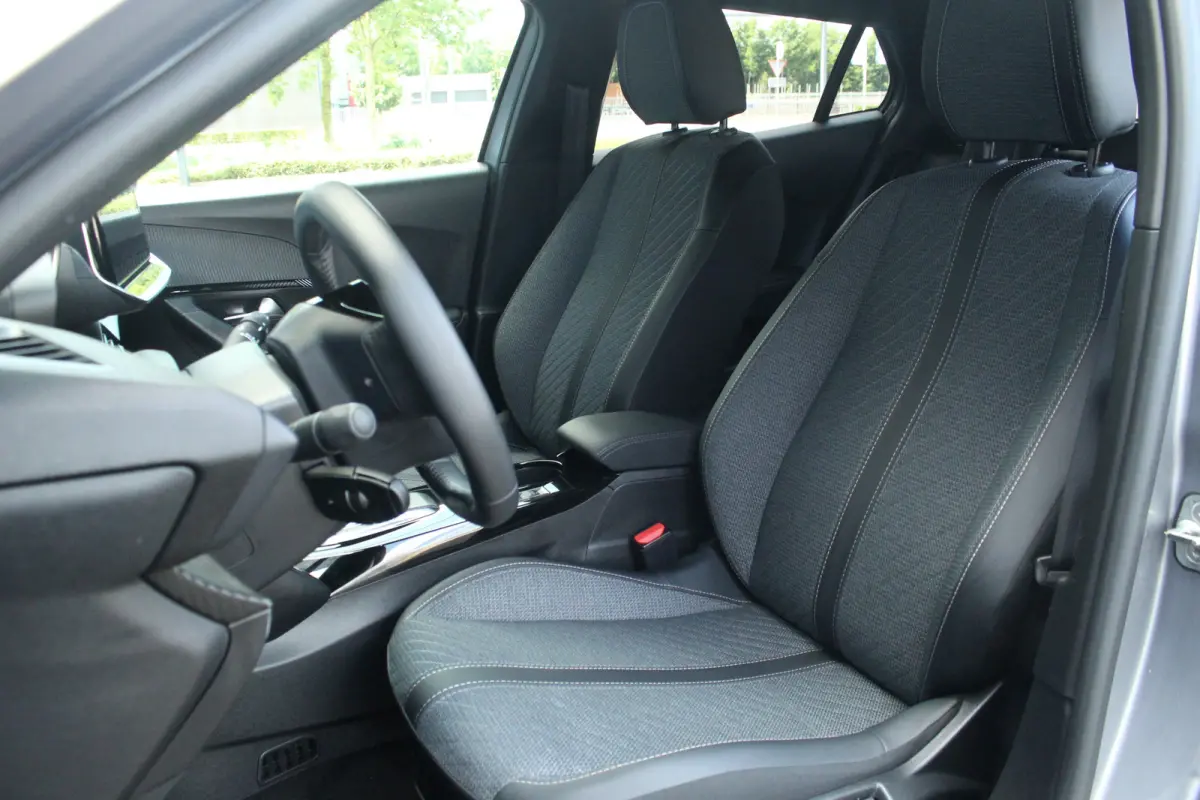 EV Allure 50 kWh | Climate | Navi | Cruise | Keyless | LED | DAB | PDC | Climate | Navi | Cruise | Keyless | LED | DAB | PDC |