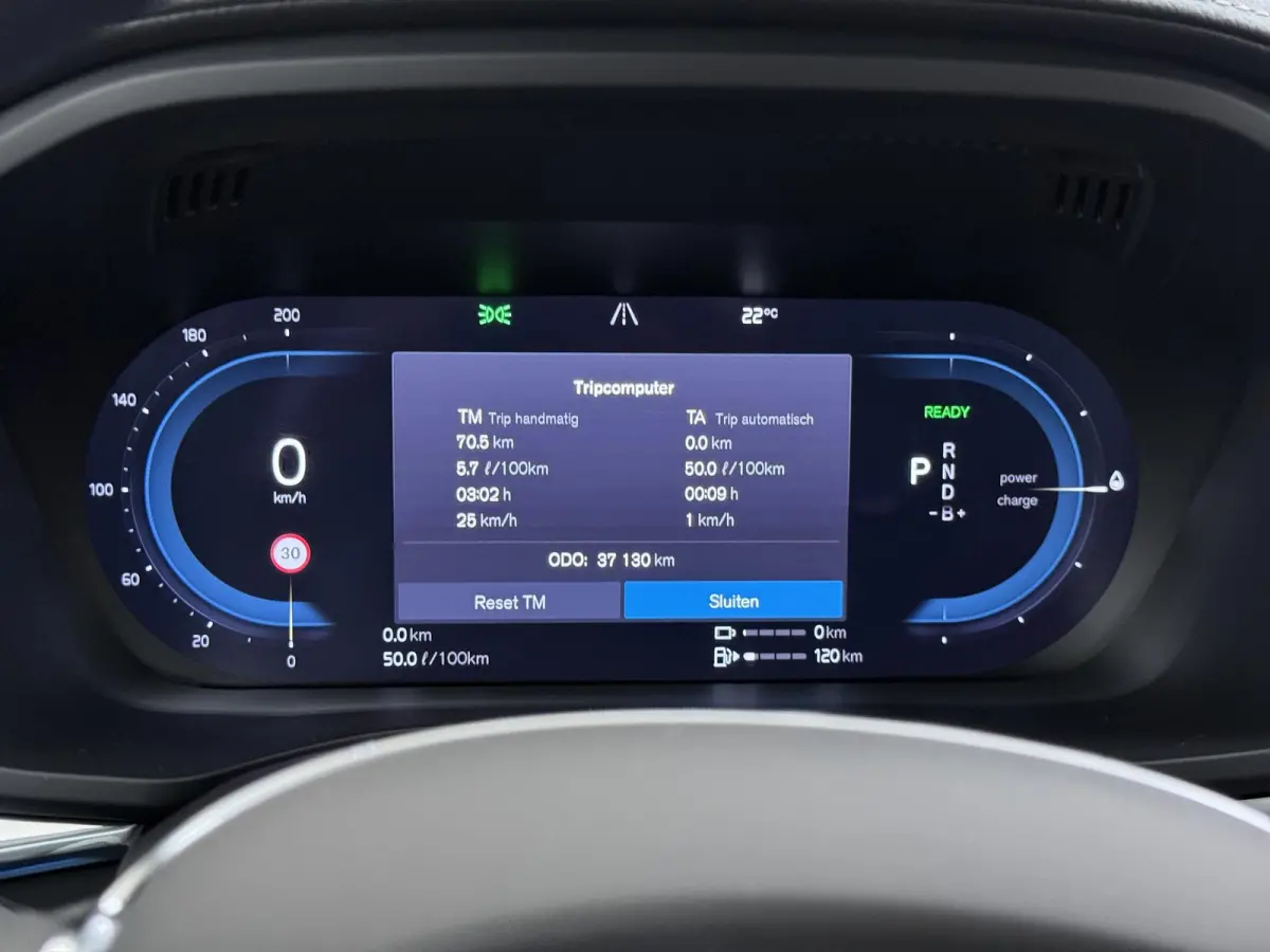 2.0 T8 Plug-in hybrid AWD Ultra Dark VAN:49.900,- VOOR:46.877,- UW HERFSTVOORDEEL:3.023,- T8 12 MND. BOVAG GARANTIE | HEAD UP | PANORAMA DAK | ACHTERUITRIJ CAMERA | BOWERS & WILKINS | MEM. S