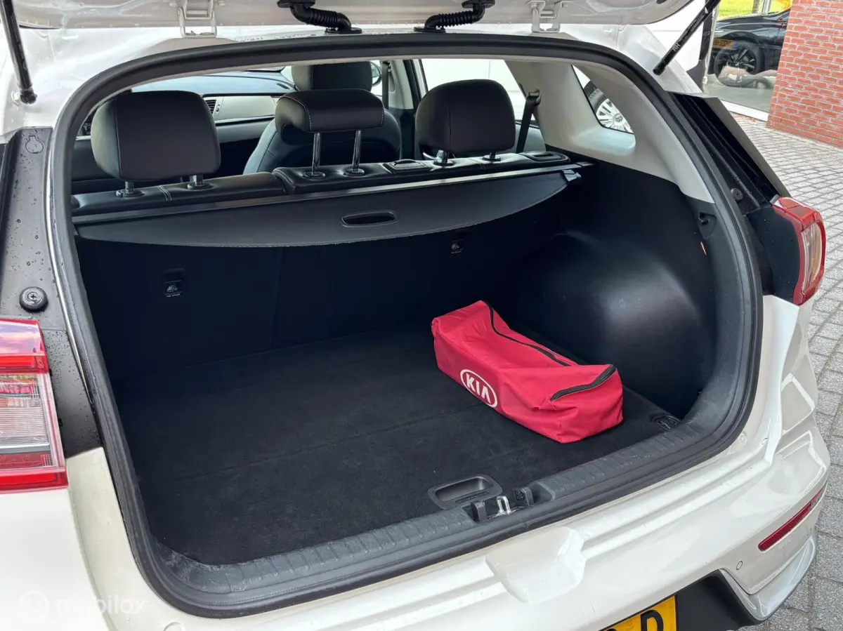 1.6 GDi Hybrid DynamicLine | Camera | Clima | Apple Carplay/Android Auto |