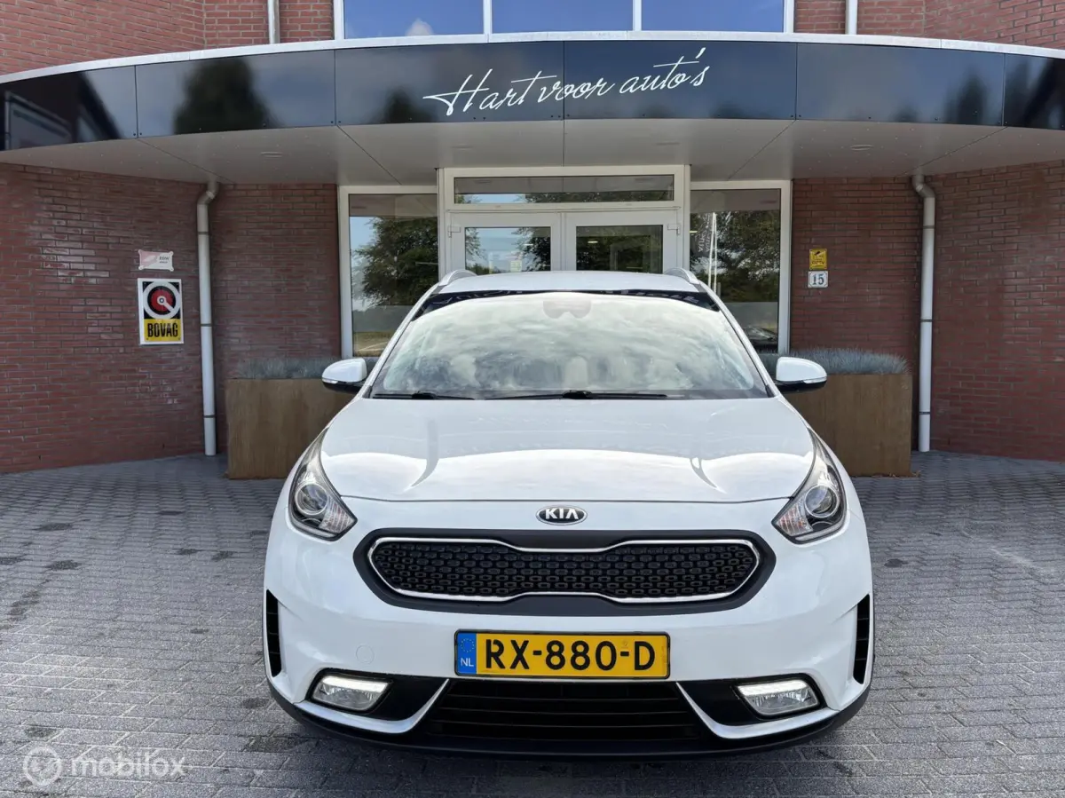 1.6 GDi Hybrid DynamicLine | Camera | Clima | Apple Carplay/Android Auto |