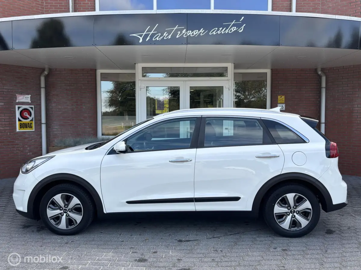 1.6 GDi Hybrid DynamicLine | Camera | Clima | Apple Carplay/Android Auto |