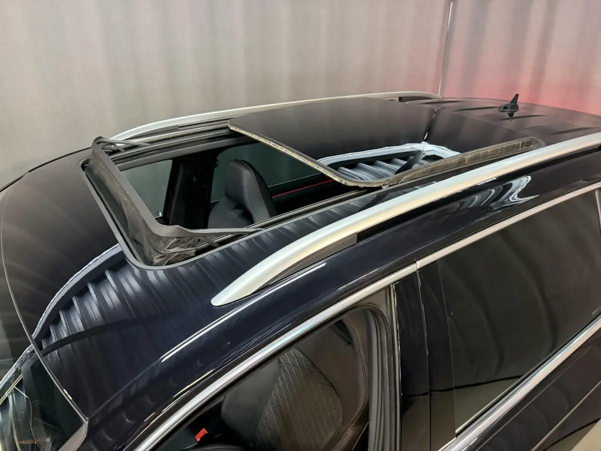 1.4 TSI e-Hybrid PHEV FR Business FABRIEKSGARANTIE 03-2028 20"/Panoramadak/Trekhaak/360 camera/Keyless/Dodehoek/Elektrische klep/Stuur + stoelverwarming v+a