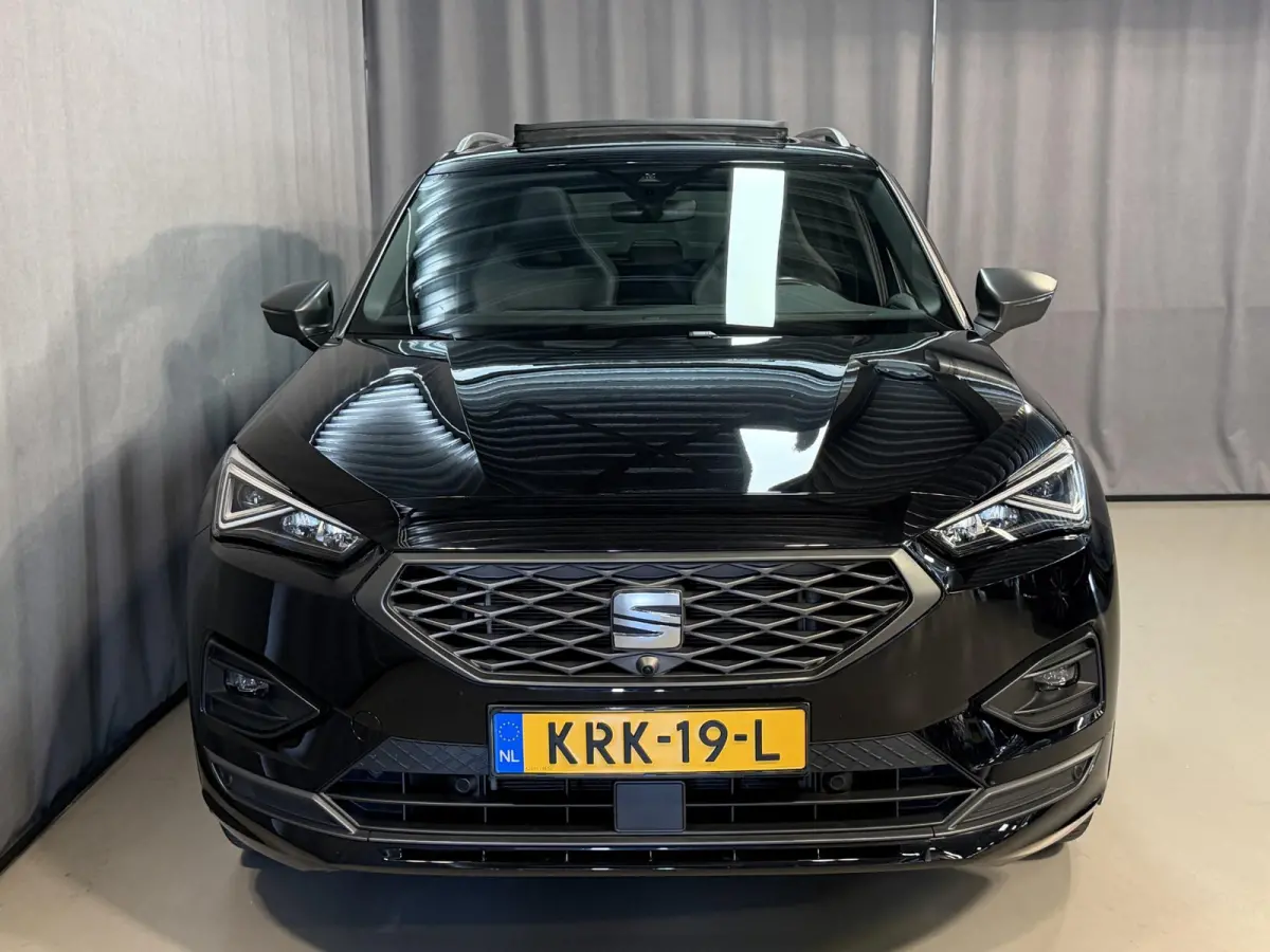 1.4 TSI e-Hybrid PHEV FR Business FABRIEKSGARANTIE 03-2028 20"/Panoramadak/Trekhaak/360 camera/Keyless/Dodehoek/Elektrische klep/Stuur + stoelverwarming v+a