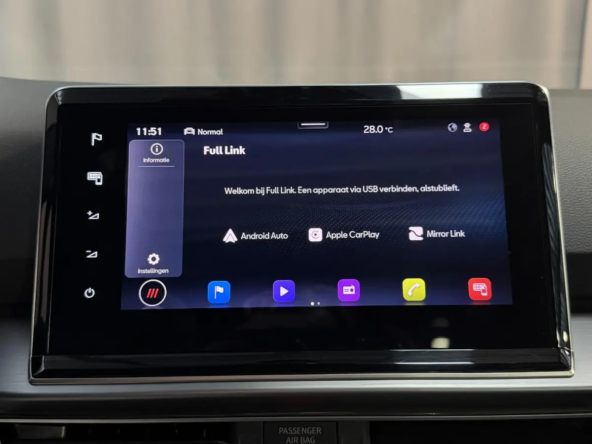 1.4 TSI e-Hybrid PHEV FR Business FABRIEKSGARANTIE 03-2028 20"/Panoramadak/Trekhaak/360 camera/Keyless/Dodehoek/Elektrische klep/Stuur + stoelverwarming v+a