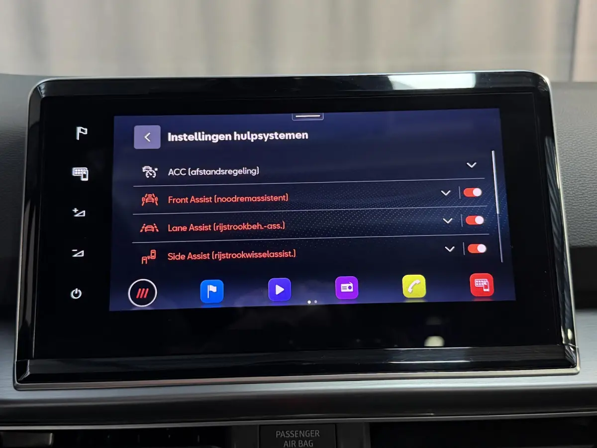 1.4 TSI e-Hybrid PHEV FR Business FABRIEKSGARANTIE 03-2028 20"/Panoramadak/Trekhaak/360 camera/Keyless/Dodehoek/Elektrische klep/Stuur + stoelverwarming v+a