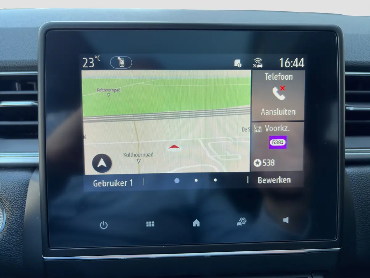 1.0 TCe 90 Intens | Panorama schuifdak | Camera | Half leder | Climate controle | Navigatie | Carplay | Parkeersensoren voor en achter | Keyless entry